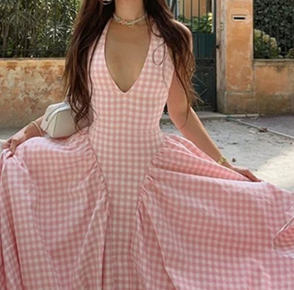 Pink and White Checkered Dress - Picture 3 of 8